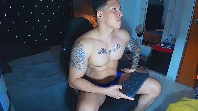 ethan dalton  online show from 12-02-25, 03:23