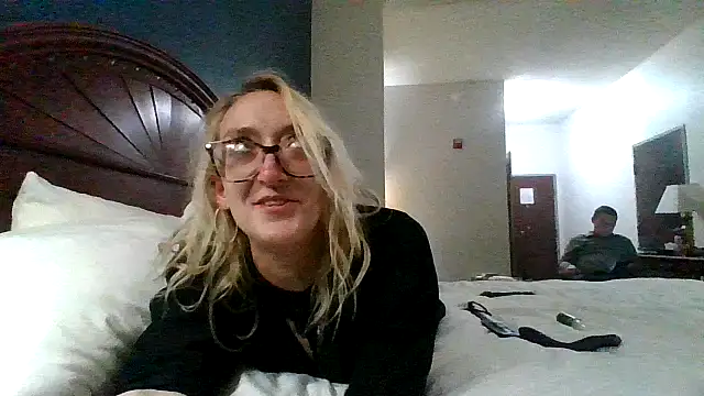 Kittaekatt online show from 02-12-26, 10:54