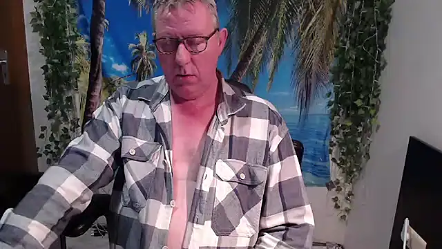 JamesBauer online show from 12-17-25, 04:29