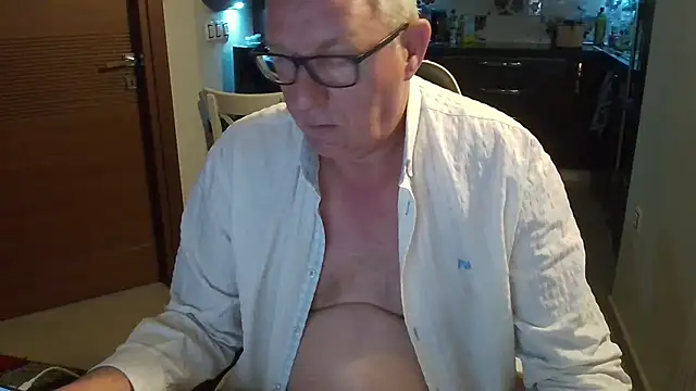 JamesBauer online show from 03-08-26, 04:05