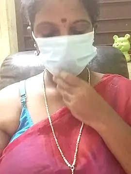 poojaa-rani online show from 10-18-25, 05:03