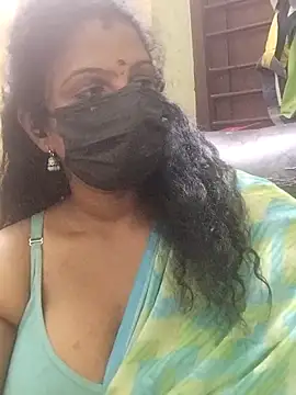Snapshot of poojaa-rani chatting on 03-23-26, 05:06 poojaa-rani online show from 03-23-26, 05:06
