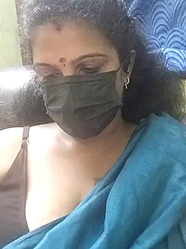 Snapshot of poojaa-rani chatting on 04-08-26, 07:03 poojaa-rani online show from 04-08-26, 07:03