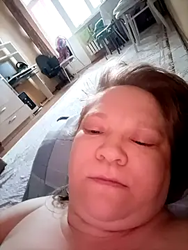 Snapshot of -LOLALEY- chatting on 11-02-25, 03:42 -LOLALEY- online show from 11-02-25, 03:42