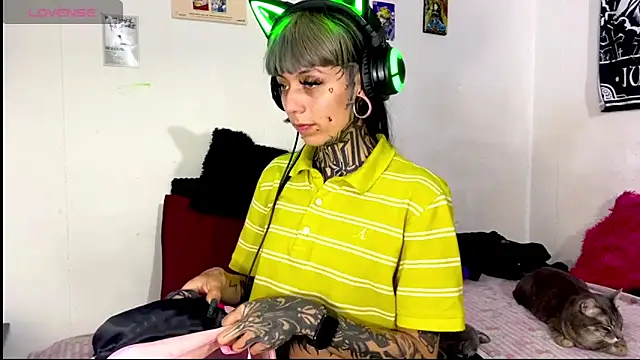 d3m0ny0 0 online show from 03-28-26, 06:46