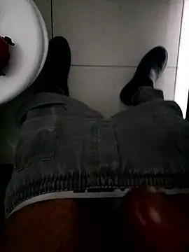 olyveyrah35 online show from 01-10-26, 07:54