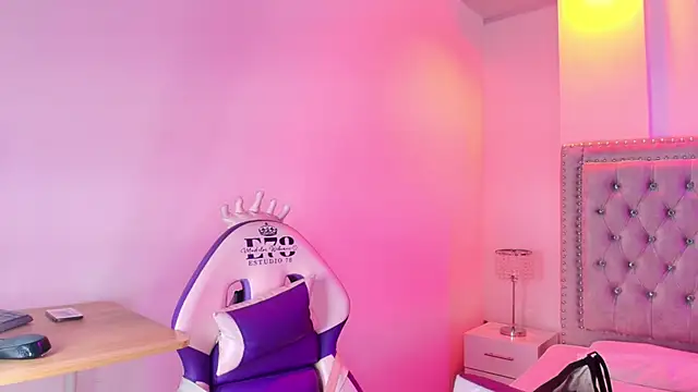 Lia adamsss online show from 04-17-26, 04:04