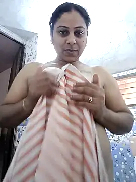 JENNIFERtamil online show from 04-01-26, 08:15