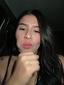 andrea gomes  online show from 05-04-26, 12:06