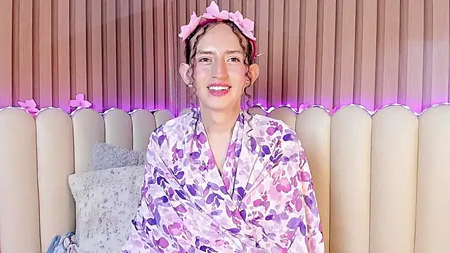 peachandtyron  online show from 03-19-25, 10:20