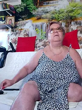 QueenPammy1 online show from 09-14-25, 06:45