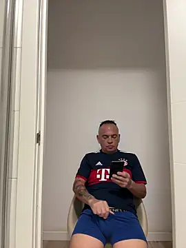 Snapshot of mateocali25 chatting on 05-18-26, 11:38 mateocali25 online show from 05-18-26, 11:38