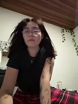 MitsuChan  online show from 12-16-25, 05:23