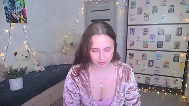 BarbiePieer online show from 12-19-25, 03:08