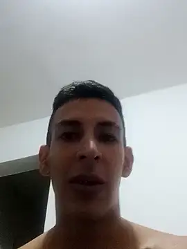 Snapshot of perversumm chatting on 03-18-25, 01:32 perversumm online show from 03-18-25, 01:32