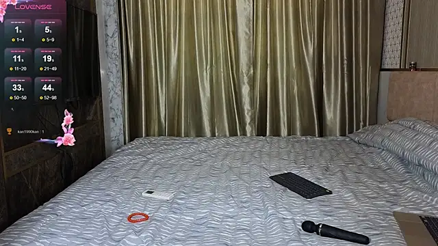 hot ass 18 online show from 01-07-26, 06:27