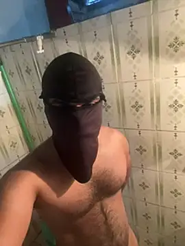 Snapshot of dilu98 chatting on 03-18-25, 04:37 dilu98 online show from 03-18-25, 04:37