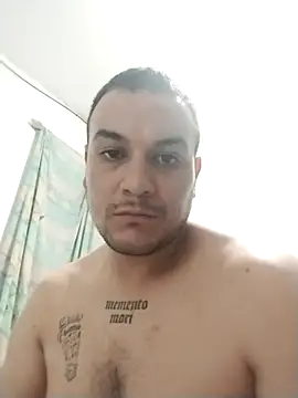 Snapshot of calfran chatting on 01-10-26, 05:53 calfran online show from 01-10-26, 05:53