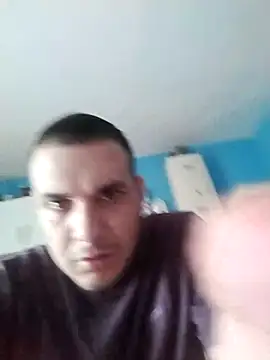 Snapshot of calfran chatting on 02-06-26, 02:20 calfran online show from 02-06-26, 02:20