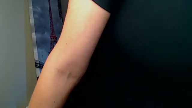 VanessaRey  online show from 10-18-25, 05:46