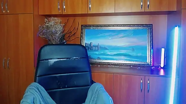 Snapshot of VanessaRey_ chatting on 02-09-26, 02:26 VanessaRey online show from 02-09-26, 02:26