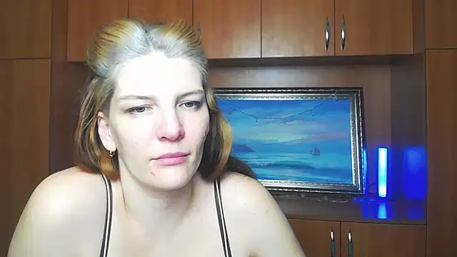 Snapshot of VanessaRey_ chatting on 02-20-26, 01:46 VanessaRey online show from 02-20-26, 01:46