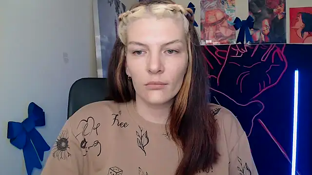 VanessaRey  online show from 04-05-26, 02:36