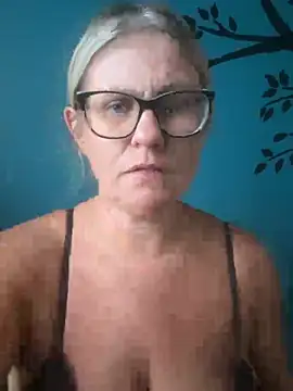 Snapshot of lady_gloria69 chatting on 07-22-26, 07:27 lady gloria69 online show from 07-22-26, 07:27