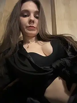 MilaBee online show from 02-16-26, 10:55