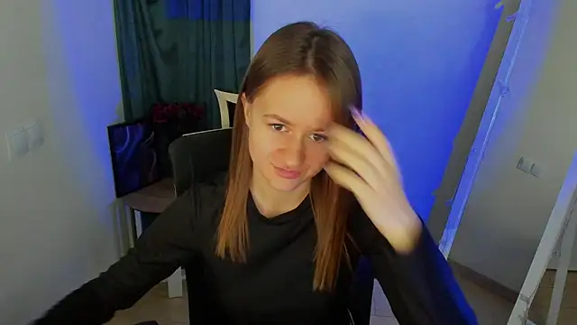 Catherine e online show from 10-27-25, 07:40