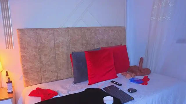 angelinarouse  online show from 05-24-26, 03:55