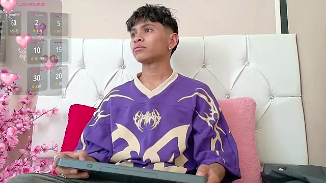 Ethan Westt online show from 10-29-25, 08:21