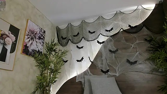 mia lacy  online show from 11-05-25, 07:25