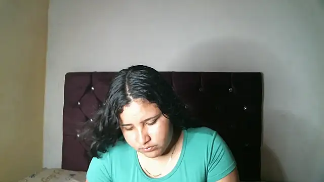 Snapshot of Valeria_Tiffany chatting on 11-08-25, 09:57 Valeria Tiffany online show from 11-08-25, 09:57