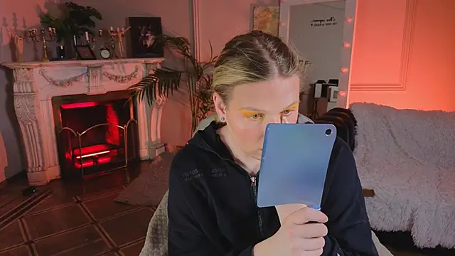 Jes Solar online show from 11-30-25, 06:23