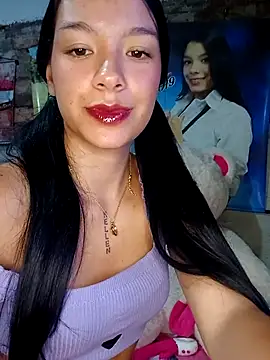 Snapshot of adrianagilton chatting on 03-19-25, 02:24 adrianagilton online show from 03-19-25, 02:24