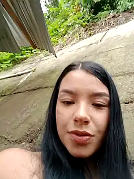 Snapshot of adrianagilton chatting on 11-02-25, 05:48 adrianagilton online show from 11-02-25, 05:48