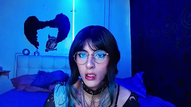goth minerva online show from 09-10-25, 01:44