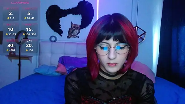 goth minerva online show from 09-25-25, 01:59