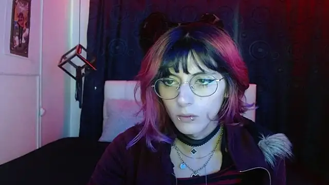 goth minerva online show from 10-17-25, 01:14