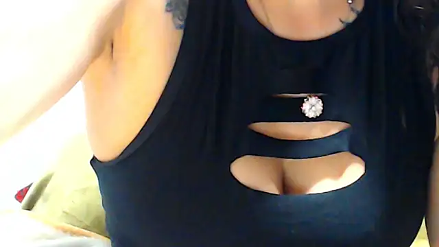 Snapshot of SammyDirtySlut chatting on 06-25-26, 12:20 SammyDirtySlut online show from 06-25-26, 12:20