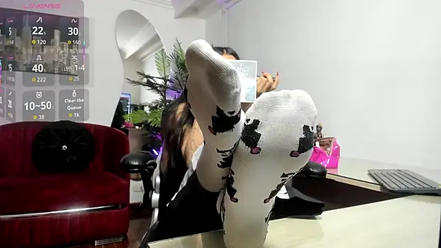 Laila Angels online show from 09-11-25, 11:43