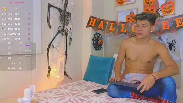 Almiboys online show from 10-30-25, 11:49