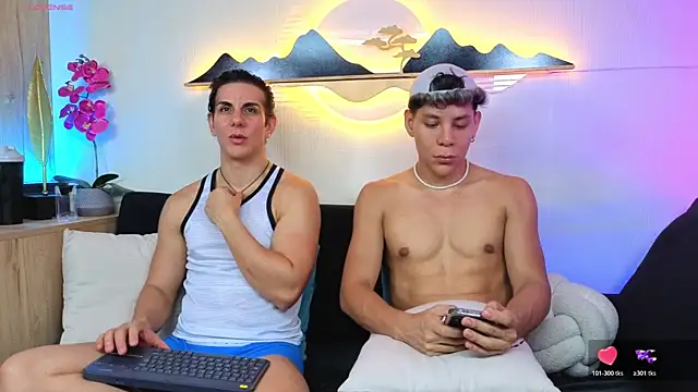 Snapshot of Almiboys chatting on 04-07-26, 03:51 Almiboys online show from 04-07-26, 03:51