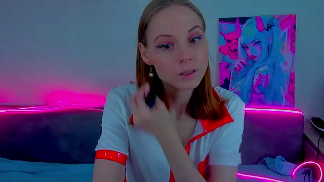 Snapshot of Gina_lovelyy chatting on 09-13-25, 03:17 Gina lovelyy online show from 09-13-25, 03:17