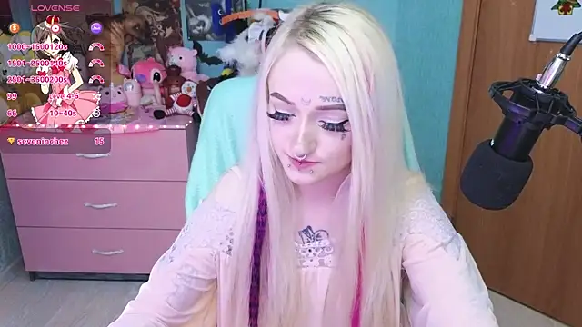 Snapshot of Manuela_unicorn chatting on 03-22-25, 08:37 Manuela unicorn online show from 03-22-25, 08:37