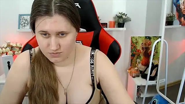 Snapshot of Lucky_Lana chatting on 03-20-25, 05:46 Lucky Lana online show from 03-20-25, 05:46