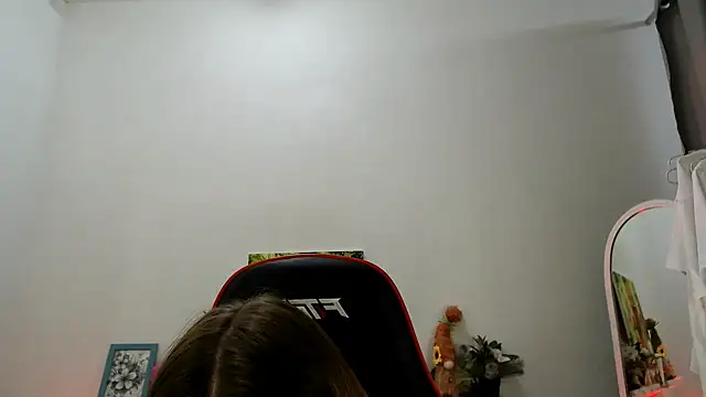 Lucky Lana online show from 04-09-26, 06:19