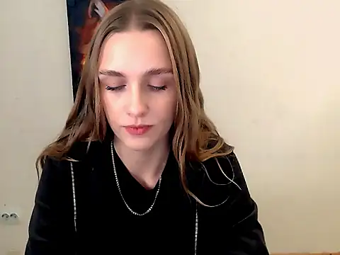 Snapshot of Doll_Angelina chatting on 10-11-25, 05:50 Doll Angelina online show from 10-11-25, 05:50