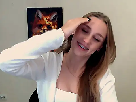 Snapshot of Doll_Angelina chatting on 10-14-25, 06:14 Doll Angelina online show from 10-14-25, 06:14